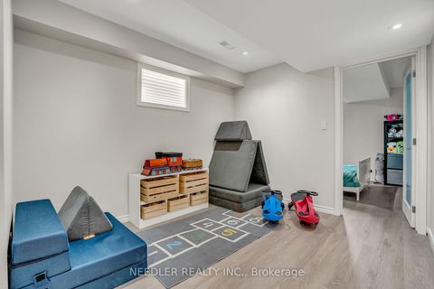 Photo 24 at 36 Wyndham Circle, Sutton & Jackson's Point, Georgina