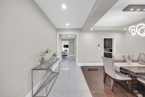 Photo 14 at 32 Chasser Drive, Greensborough, Markham