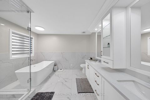 Photo 26 at 32 Chasser Drive, Greensborough, Markham