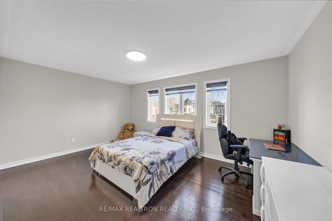 Photo 28 at 32 Chasser Drive, Greensborough, Markham