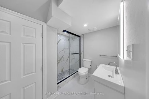 Photo 37 at 32 Chasser Drive, Greensborough, Markham