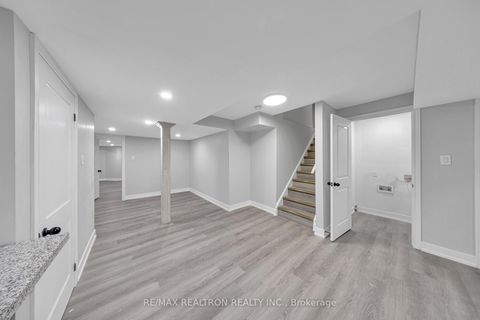 Photo 39 at 32 Chasser Drive, Greensborough, Markham