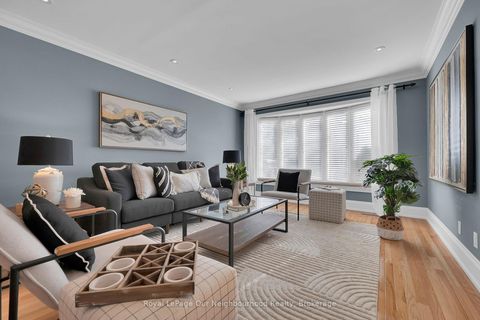 Photo 6 at 71 Rhonda Boulevard, Bowmanville, Clarington