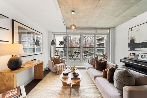 Photo 7 at 302 - 75 Portland Street, Waterfront Communities C1, Toronto