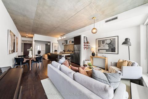 Photo 10 at 302 - 75 Portland Street, Waterfront Communities C1, Toronto