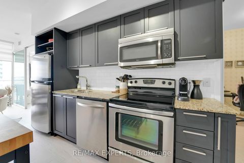Photo 12 at 1915 - 103 The Queensway, Swansea, Toronto