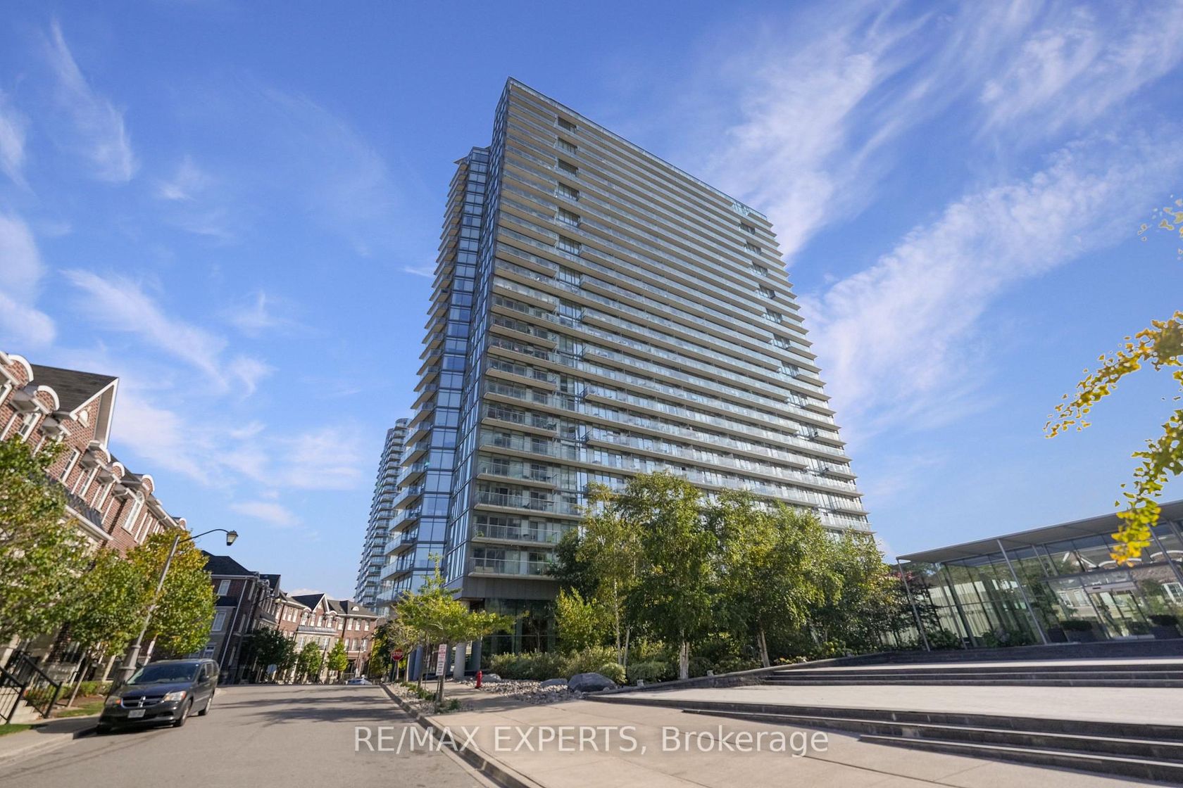 1915 - 103 The Queensway, Swansea, Toronto photo number 2