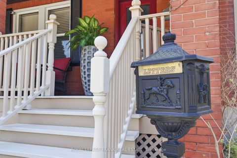 Photo 4 at 19 Hillcroft Street, O'Neill, Oshawa