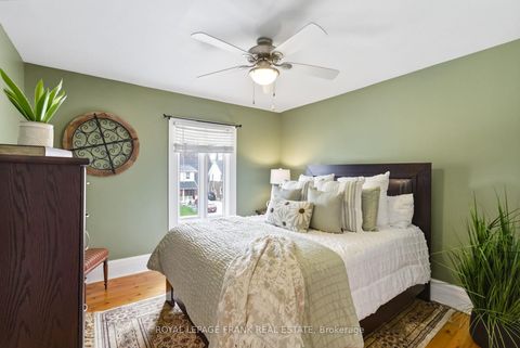 Photo 32 at 19 Hillcroft Street, O'Neill, Oshawa