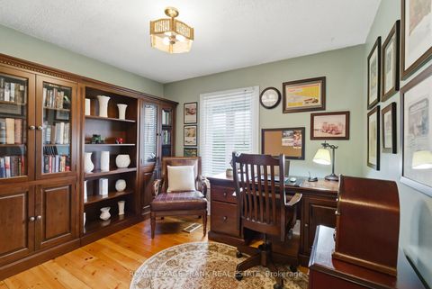 Photo 33 at 19 Hillcroft Street, O'Neill, Oshawa