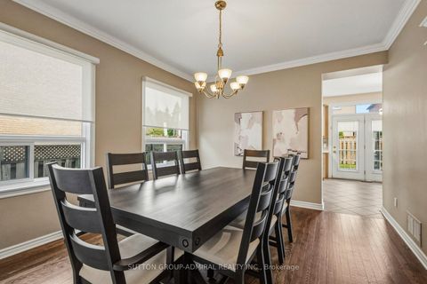 Photo 8 at 43 Ventura Way, Beverley Glen, Vaughan