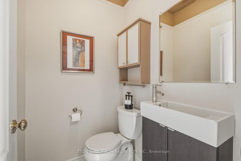 Photo 20 at 43 Ventura Way, Beverley Glen, Vaughan