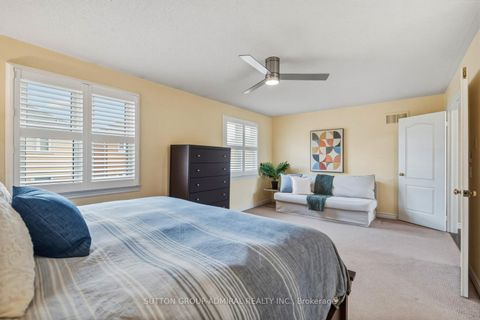 Photo 23 at 43 Ventura Way, Beverley Glen, Vaughan