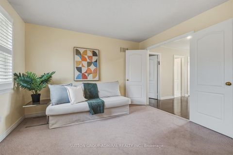 Photo 24 at 43 Ventura Way, Beverley Glen, Vaughan