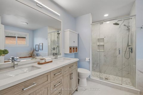 Photo 25 at 43 Ventura Way, Beverley Glen, Vaughan