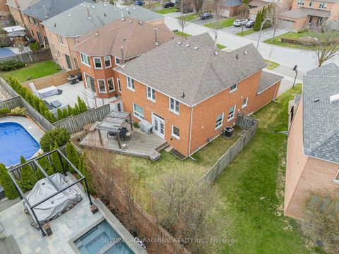 Photo 46 at 43 Ventura Way, Beverley Glen, Vaughan