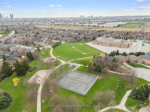 Photo 49 at 43 Ventura Way, Beverley Glen, Vaughan