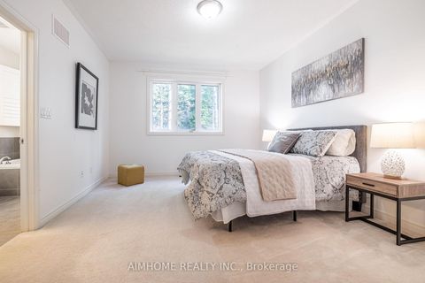 Photo 12 at 92 Radial Drive, Rural Aurora, Aurora