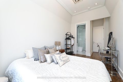 Photo 29 at 159 Roe Avenue, Nortown, Toronto