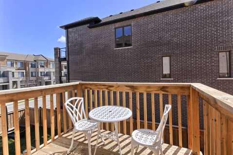 Photo 23 at 534 New England Court, Summerhill Estates, Newmarket