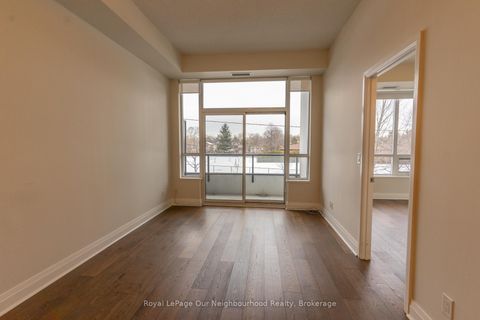 Photo 13 at 112 - 399 Spring Garden Avenue, Willowdale East, Toronto