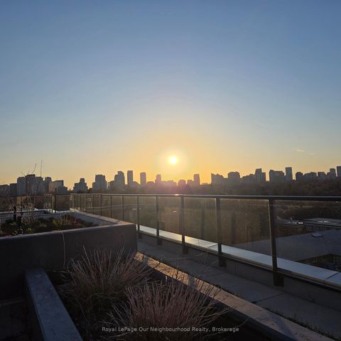 Photo 16 at 112 - 399 Spring Garden Avenue, Willowdale East, Toronto