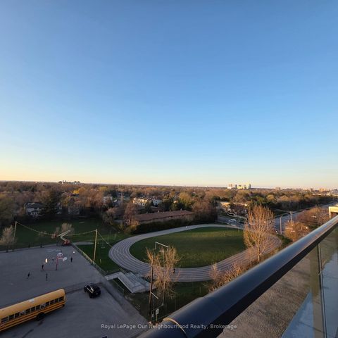 Photo 18 at 112 - 399 Spring Garden Avenue, Willowdale East, Toronto