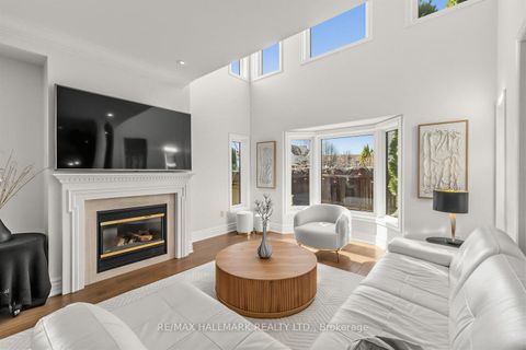 Photo 5 at 341 Kirkvalley Crescent, Bayview Wellington, Aurora