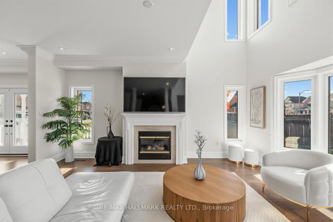 Photo 6 at 341 Kirkvalley Crescent, Bayview Wellington, Aurora