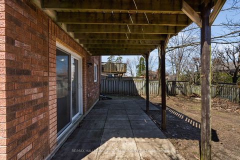 Photo 12 at 24 Geddes Crescent, Northwest, Barrie