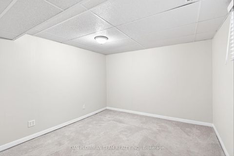 Photo 32 at 215 Central Park Boulevard N, O'Neill, Oshawa