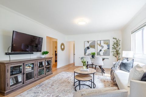 Photo 14 at 37 Pineway Avenue, Keswick South, Georgina