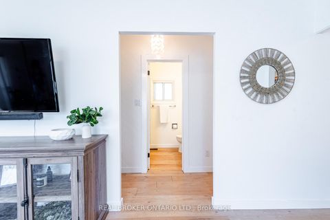 Photo 15 at 37 Pineway Avenue, Keswick South, Georgina