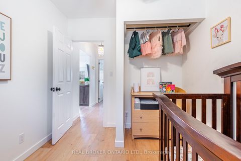 Photo 22 at 37 Pineway Avenue, Keswick South, Georgina