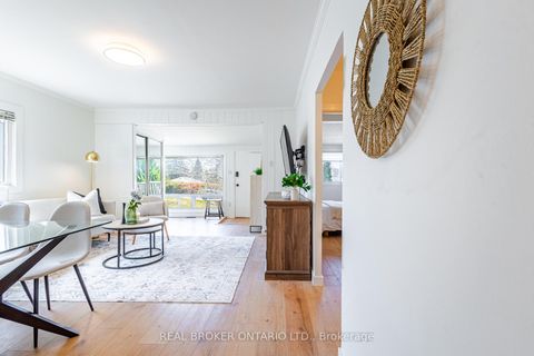 Photo 23 at 37 Pineway Avenue, Keswick South, Georgina