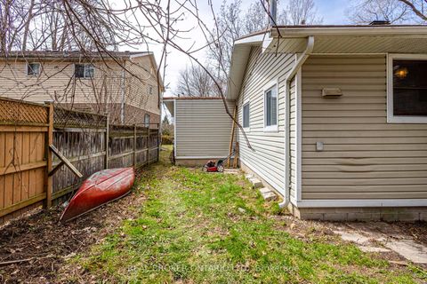 Photo 30 at 37 Pineway Avenue, Keswick South, Georgina