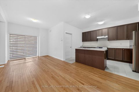 Photo 10 at 39 Delano Way, Woodland Hill, Newmarket