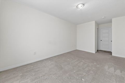 Photo 21 at 39 Delano Way, Woodland Hill, Newmarket