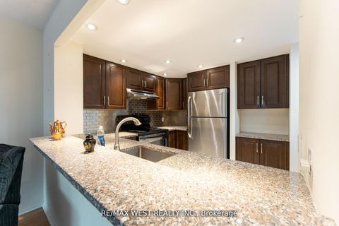 Photo 15 at 205 - 725 King Street W, Niagara, Toronto