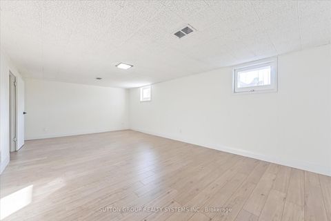 Photo 17 at 4 Cranston Road, City Centre West, Toronto