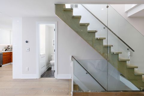 Photo 15 at 34 Rufford Road, Alderwood, Toronto