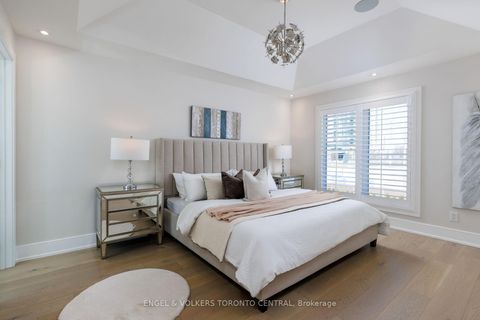 Photo 17 at 34 Rufford Road, Alderwood, Toronto