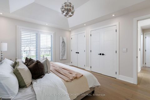 Photo 18 at 34 Rufford Road, Alderwood, Toronto