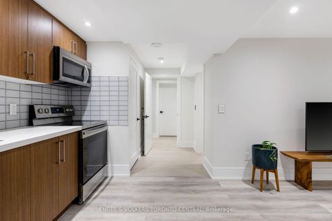 Photo 38 at 34 Rufford Road, Alderwood, Toronto