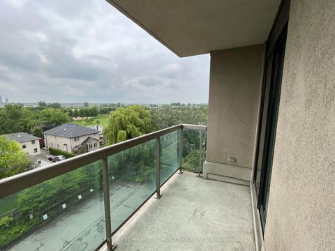 Photo 11 at 603 - 935 Sheppard Avenue W, Clanton Park, Toronto