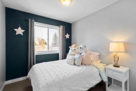 Photo 20 at 38 - 430 MAPLEVIEW Drive E, Painswick South, Barrie