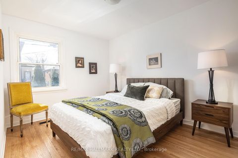 Photo 6 at 28 Crosland Drive, Maryvale, Toronto