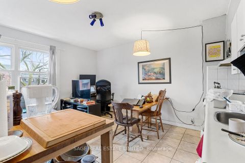 Photo 12 at 276 Crawford Street, Bellwoods, Toronto