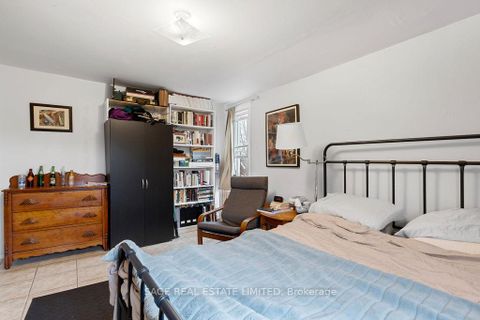 Photo 15 at 276 Crawford Street, Bellwoods, Toronto