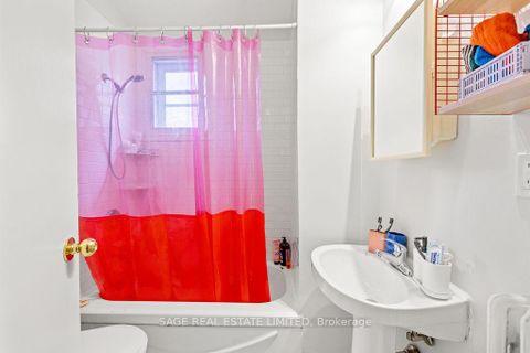 Photo 8 at 278 Crawford Street, Bellwoods, Toronto